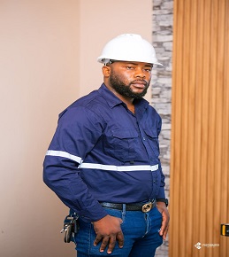 Junior Kabimbi - Chef de Projet